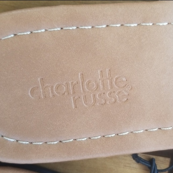 NWT White Strappy Sandals - Picture 3 of 5